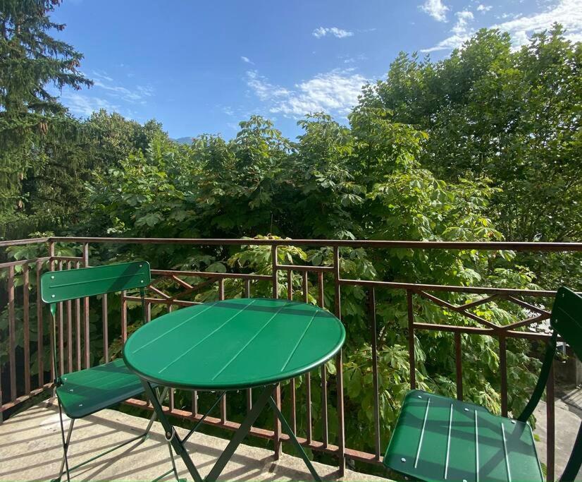 Apartamento T2 Cocon Avec Balcon Et Parking La Roche-sur-Foron Exterior foto
